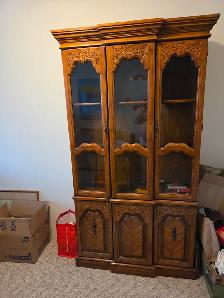 China Cabinet - Photo 6
