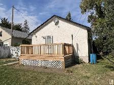 2 Bedroom House with Overize Garage - Photo 2