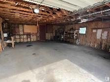 2 Bedroom House with Overize Garage - Photo 10