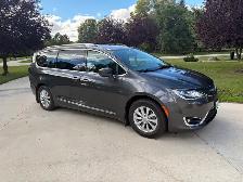 2019 Chrysler Pacifica - Photo 2