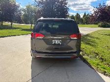 2019 Chrysler Pacifica - Photo 3