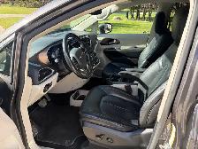 2019 Chrysler Pacifica - Photo 7
