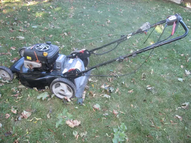 PARTING OUT CRAFTSMAN PLATINUM 725HP BRIGGS 22' MOWER OR REPAIR