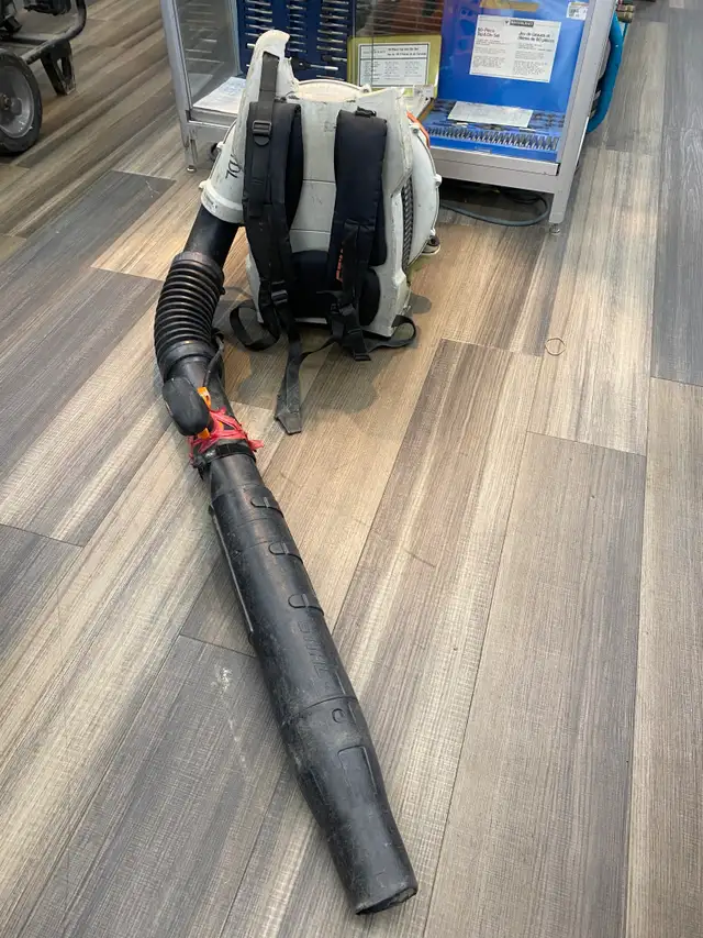 Stihl BR600 Backpack Blower