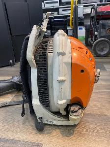 Stihl BR600 Backpack Blower - Photo 3
