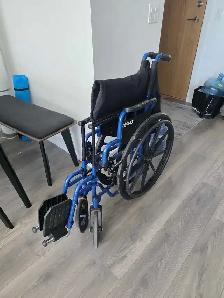 Wheelchair - Photo 3