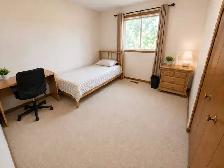 2 bed 1 bath | 15 min walk to western