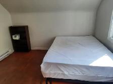 2 Rooms for Rent in Etobicoke North– $700 Each – Upper Floor - Photo 2