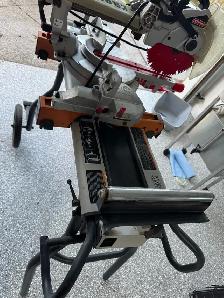Saw with a stand