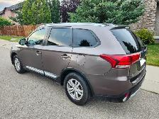 2016 Mitsubishi Outlander ES AWD compare2 eclipse  crv rav4  x3 - Photo 6