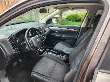 2016 Mitsubishi Outlander ES AWD compare2 eclipse  crv rav4  x3 - Photo 8