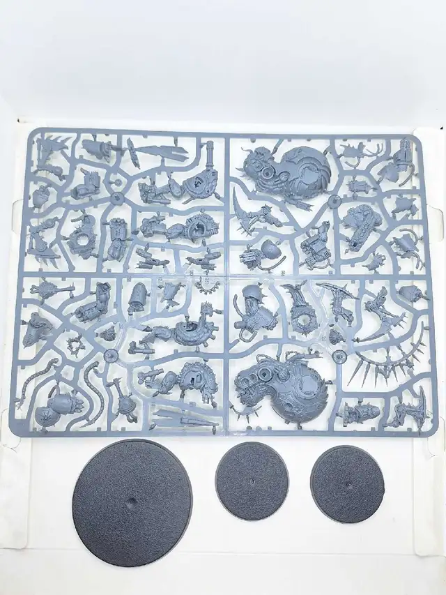 Warhammer 40k Chaos Space Marine Venomcrawler & Obliterators NoS