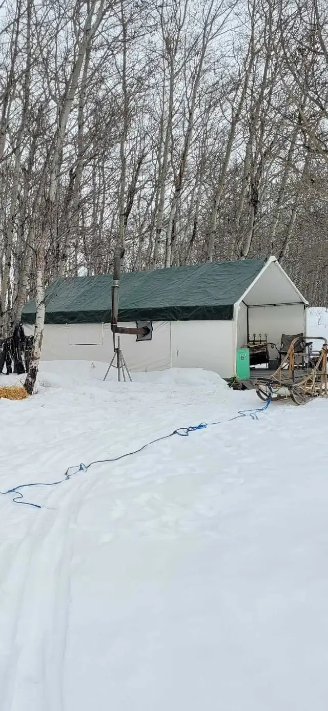 DELUXE CANVAS WALL TENT