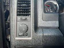 2020 Ram 1500 Express Crew Cab SWB 4WD - HEMI! BACK-UP CAM! REMO - Photo 14
