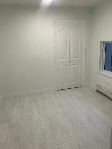 GORGEOUS - FULLY RENOVATED Basement! - Photo 2