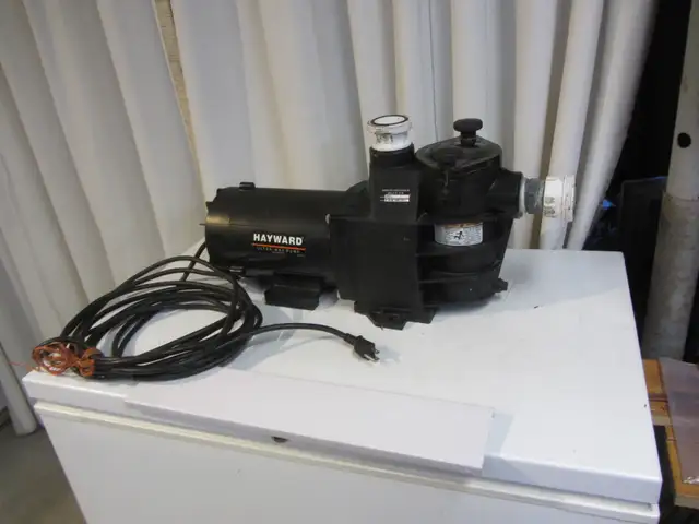Pompe pour la piscine HAYWARD Swimming pool pump