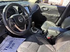 2016 Jeep Cherokee Limited / TWO KEYS / REMOTE STARTER / LOW KMS - Photo 10