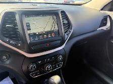 2016 Jeep Cherokee Limited / TWO KEYS / REMOTE STARTER / LOW KMS - Photo 11