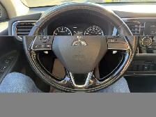 2017 Mitsubishi Outlander SE  7 PASS  APPLECARPLAY - Photo 14