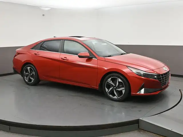 2022 Hyundai Elantra Ultimate Tech FULLY LOADED! Leather, Bluel