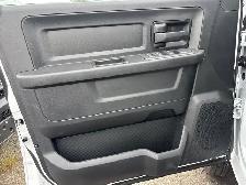 2027 Ram 2500 Tradesman - Photo 11