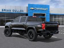 2026 Chevrolet Colorado 4WD Trail Boss Crew Cab Short Box 4-Whee - Photo 3
