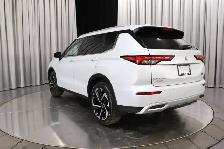 2023 Mitsubishi Outlander SEL SEL S-AWC - Photo 3