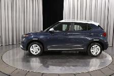 2025 Hyundai Venue Preferred Preferred IVT w/Two-Tone - Photo 2