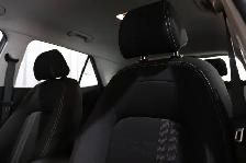 2025 Hyundai Venue Preferred Preferred IVT w/Two-Tone - Photo 15