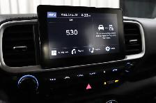 2025 Hyundai Venue Preferred Preferred IVT w/Two-Tone - Photo 17