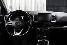 2025 Hyundai Venue Preferred Preferred IVT w/Two-Tone - Photo 21