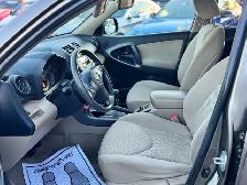 2011 Toyota RAV4 4WD 4dr I4 Base NO ACCIDENT | CLEAN TITLE - Photo 17