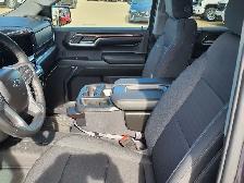 2024 Chevrolet Silverado 1500 RST Crew Cab Short Box 4-Wheel Dri - Photo 11
