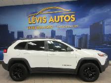 JEEP CHEROKEE 2016 TRAILHAWK EDITION 4X4 V-6 3.2 LITRES TOIT PAN