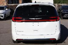 2025 Chrysler Pacifica Select FWD - Photo 5