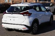 2025 Nissan Kicks SV FWD - Photo 6