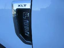 Ford F-250 XLT cabine simple 2RM 142 po XLT 2X4 BOITE DE 8 PIEDS - Photo 7