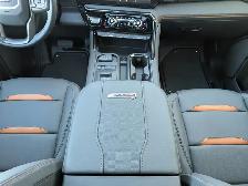 2026 GMC Sierra 2500HD AT4 Crew Cab Standard Box 4-Wheel Drive A - Photo 25