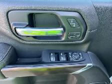 2020 GMC Sierra 2500HD SLT Crew Cab 5.3L V8 Diesel | Command Sta - Photo 17