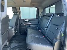 2020 GMC Sierra 2500HD SLT Crew Cab 5.3L V8 Diesel | Command Sta - Photo 18