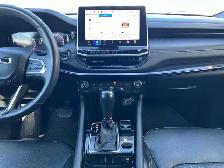 2023 Jeep Compass Altitude 4WD | Command Start | Power Tailgate - Photo 20