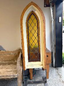 Church Stained Glass - Photo 2