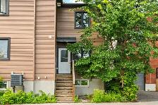 2 bedroom townhome for rent - near Vanier parkway