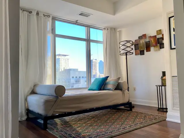 fully furnished condo at town and Eglinton short-term 3600