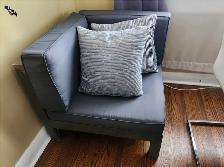 Corner lounge chair