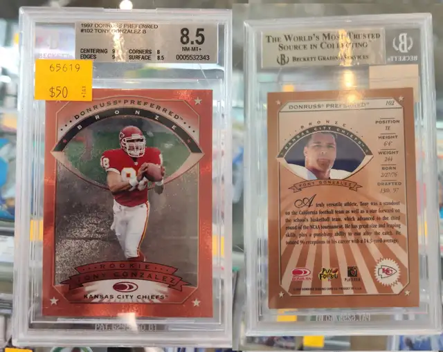 Beckett Graded NFL Football Cards: Elway, Gonzalez, Lowery..