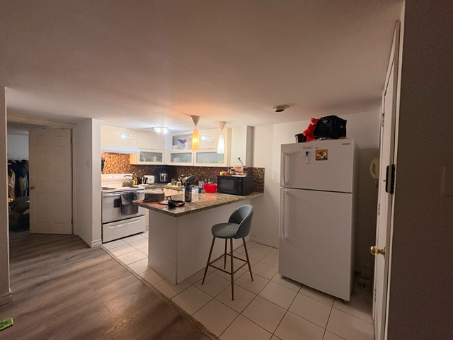 $2,050 ANNEX 2 Bedroom Lower Level Apartment