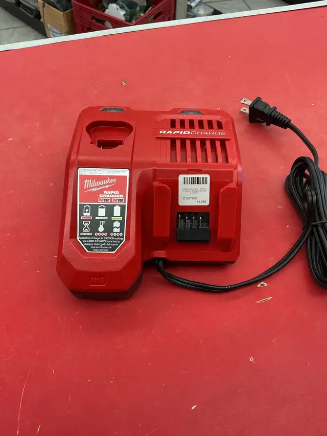 chargeur de batterie Milwaukee m12 & m18