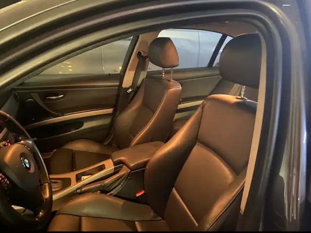2006 BMW 325i