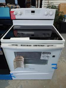Amana '30' White Freestanding Electric Range on Sale‼️